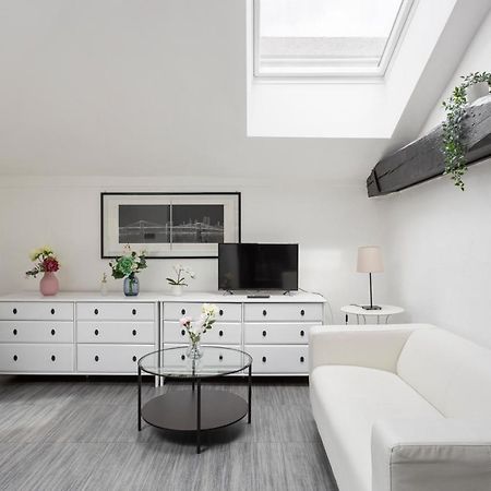 2 Bedroom 2 Bathroom Apt - Duomo 1 Milan Luaran gambar